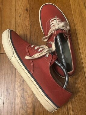 Sperry Top-Sider Canvas Lace-Up Men's Sneakers in Rust Red